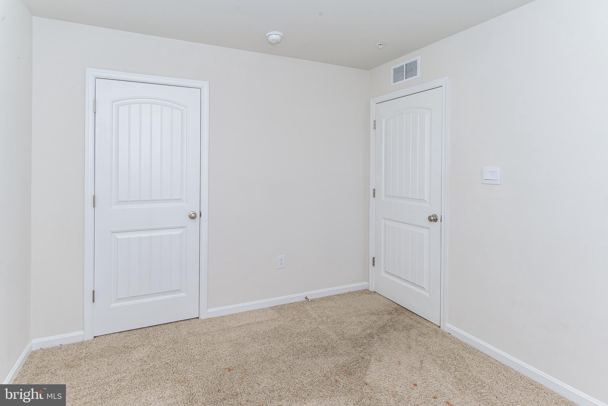 SOUTHERN FLDS - Residential