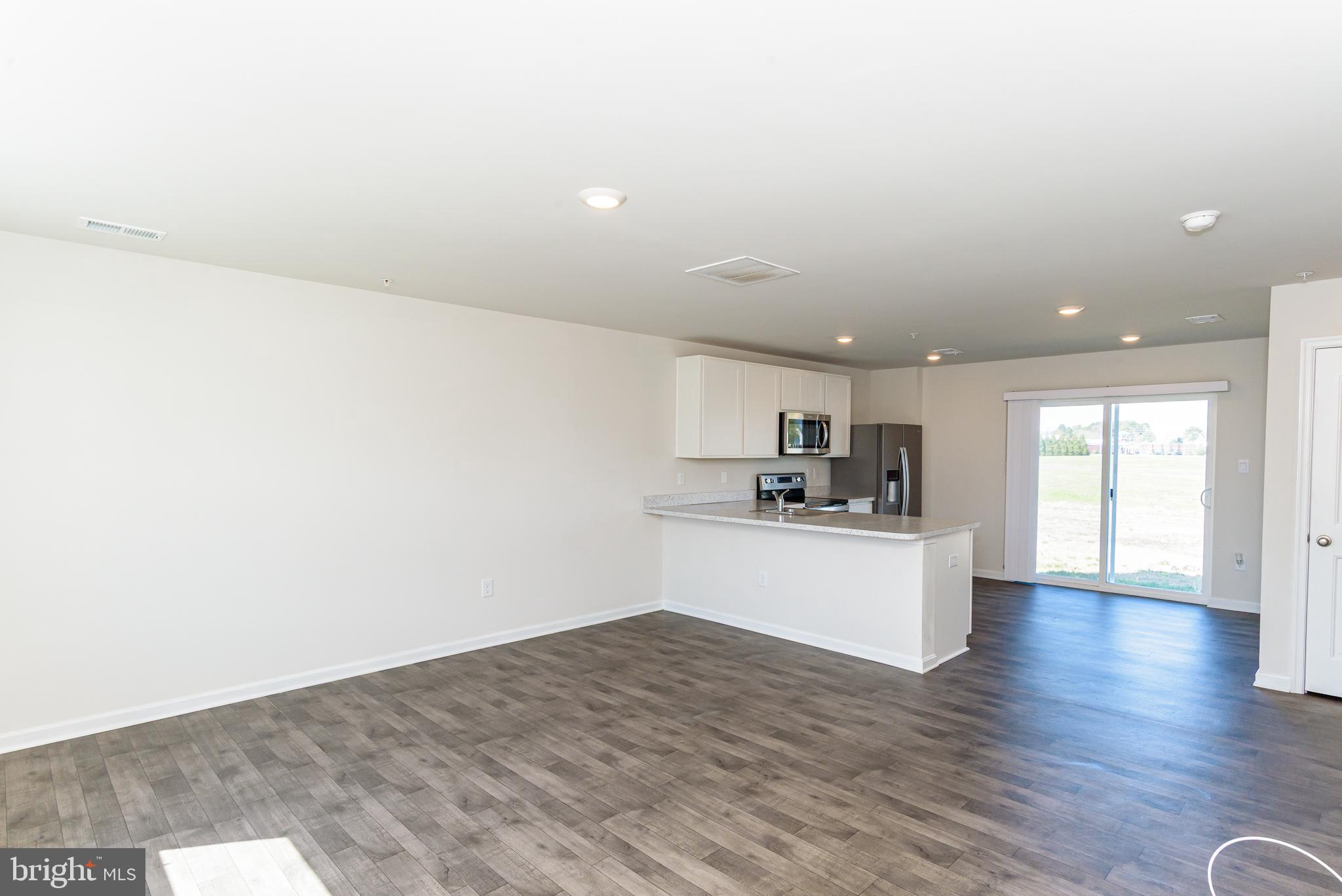 SOUTHERN FLDS - Residential