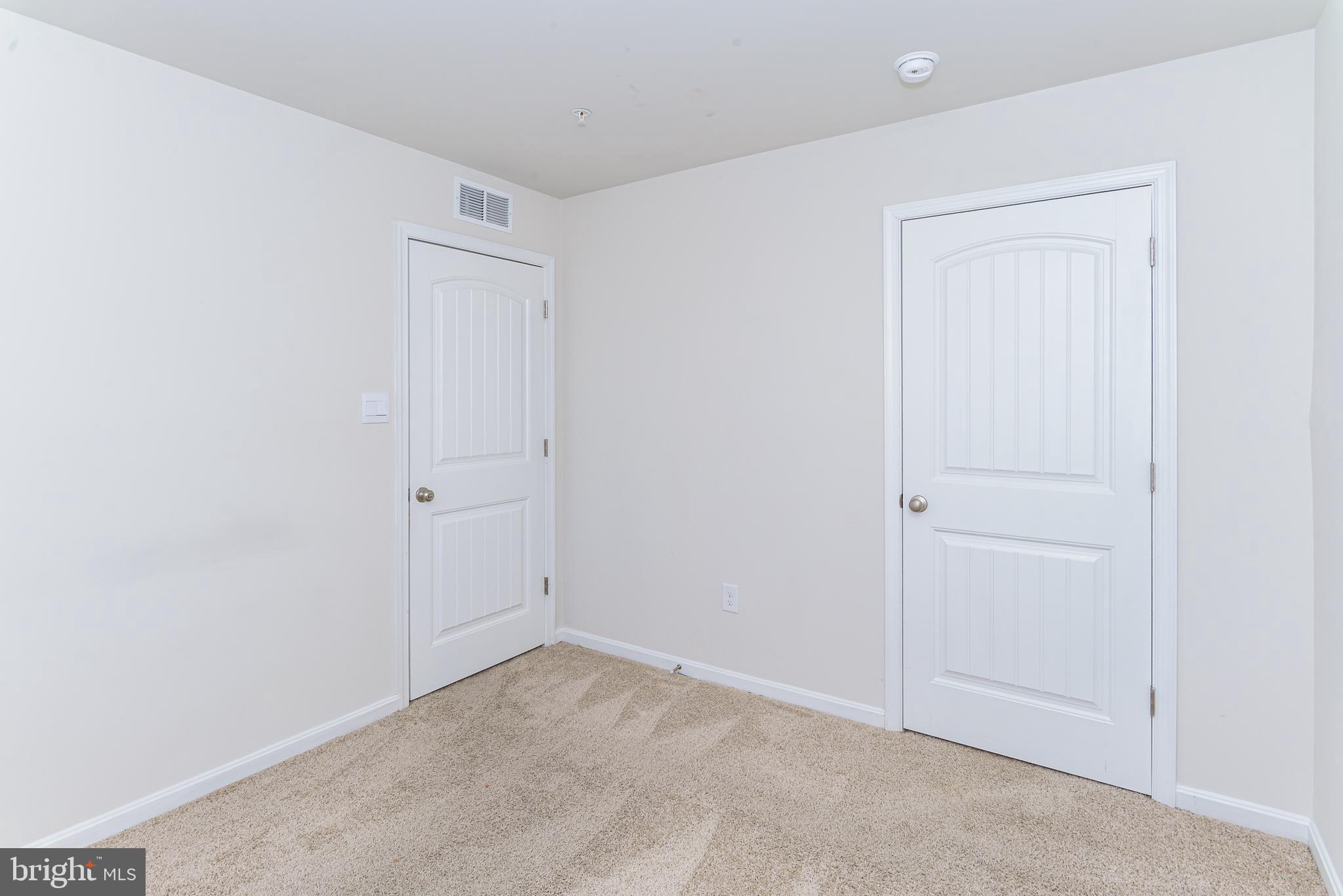 SOUTHERN FLDS - Residential