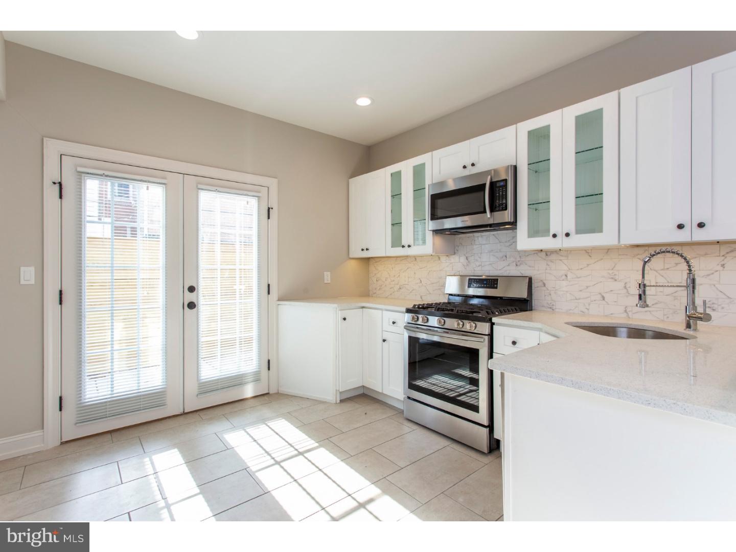 POINT BREEZE - Residential Lease