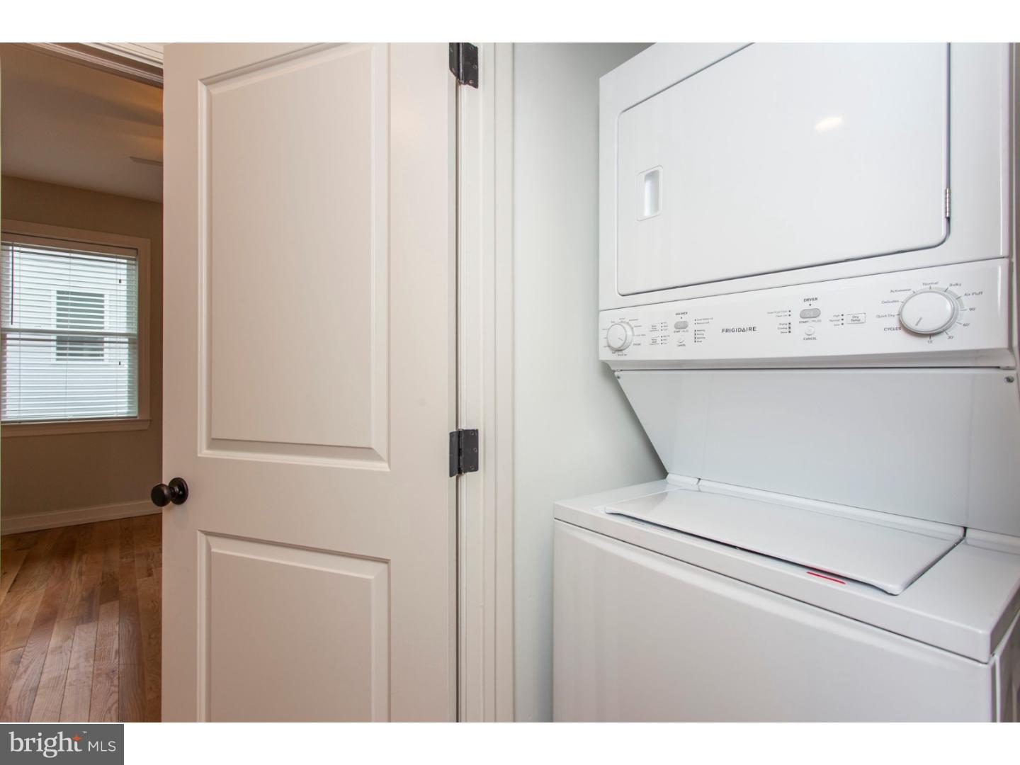 POINT BREEZE - Residential Lease
