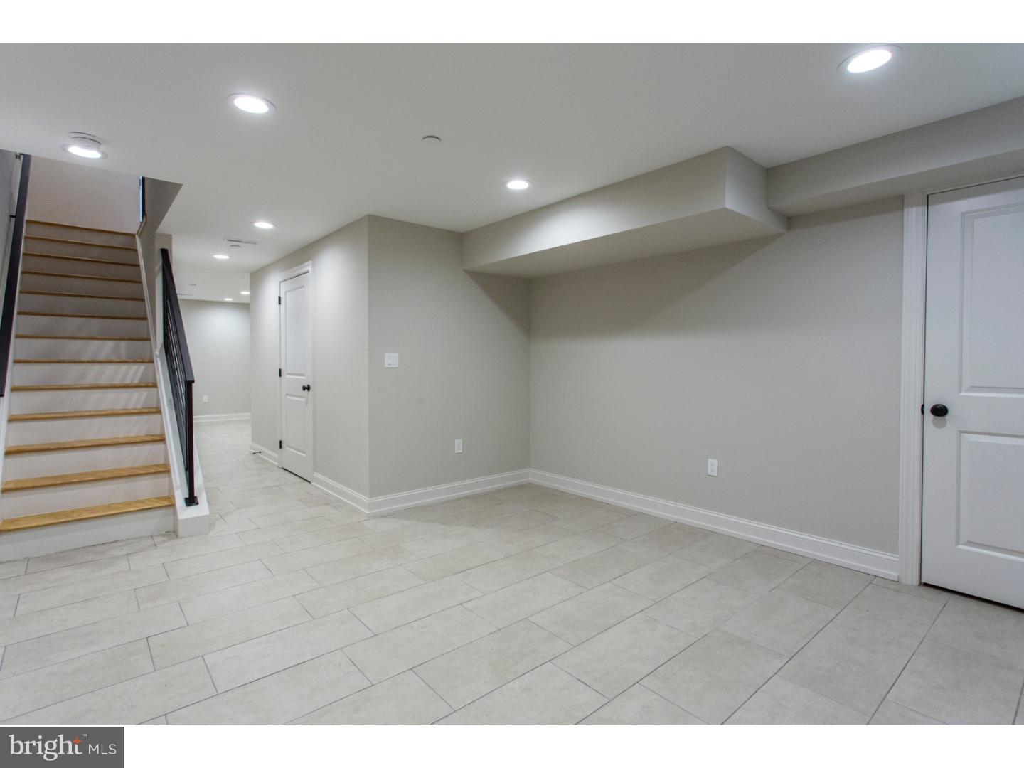 POINT BREEZE - Residential Lease
