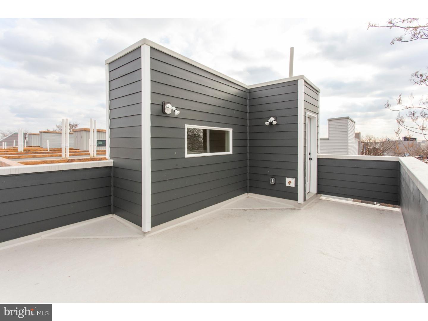 POINT BREEZE - Residential Lease
