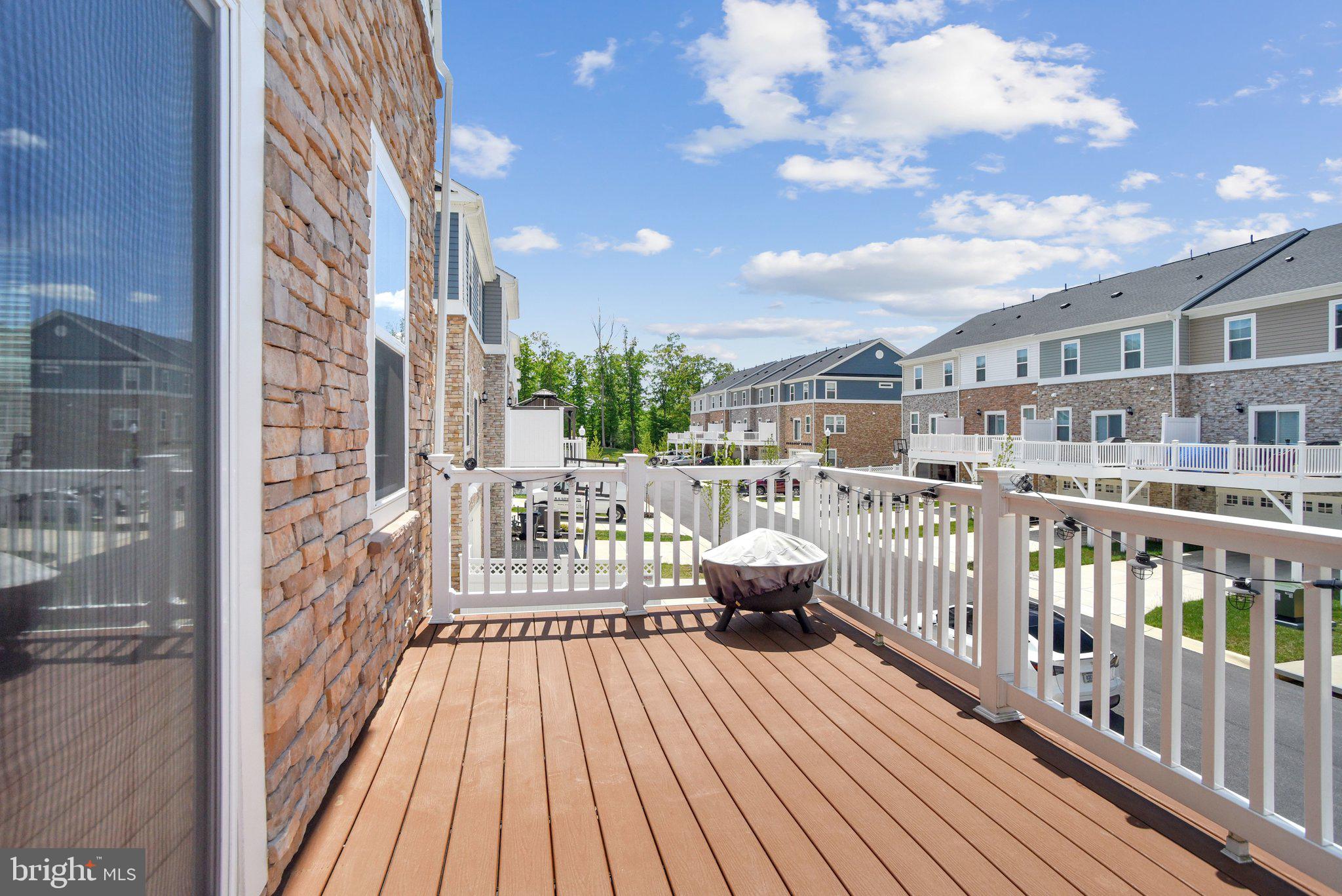 4136 SKIPTON PLACE