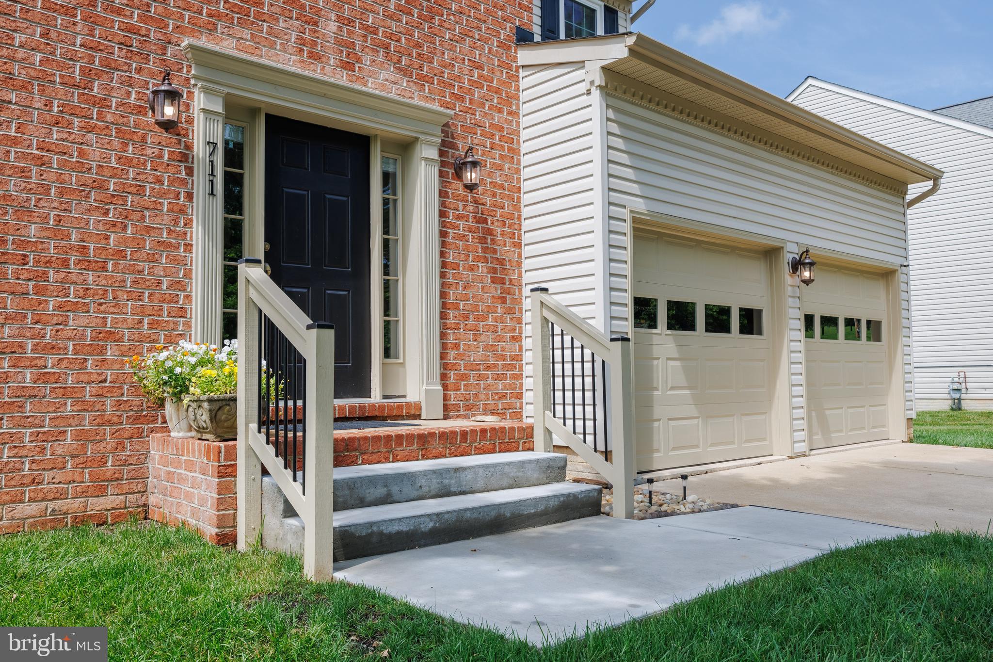 711 OBRECHT ROAD