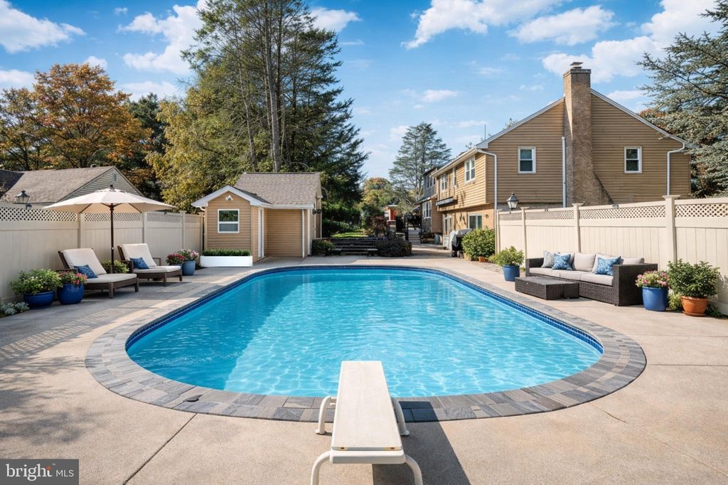 Photo of 316 Maple Drive, KENNETT SQUARE, PA 19348 (MLS # PACT2117772)