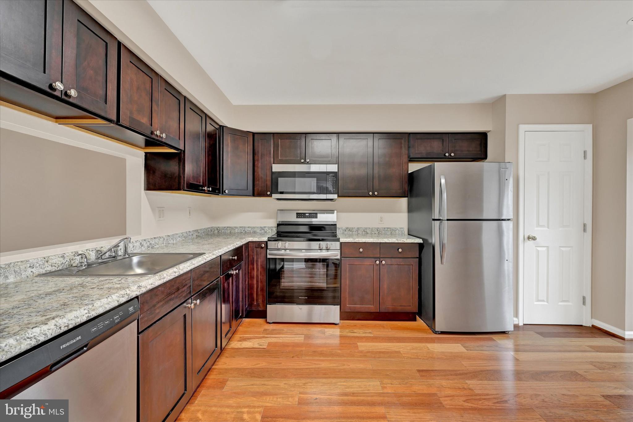 MAYS CHAPEL - Residential