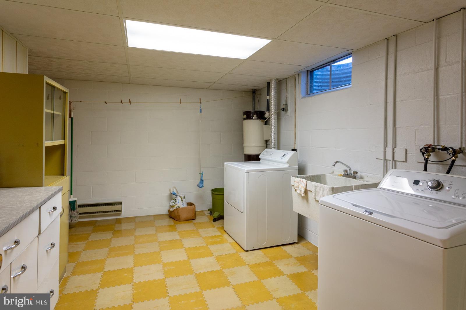 PIKEVIEW ACRES - Residential