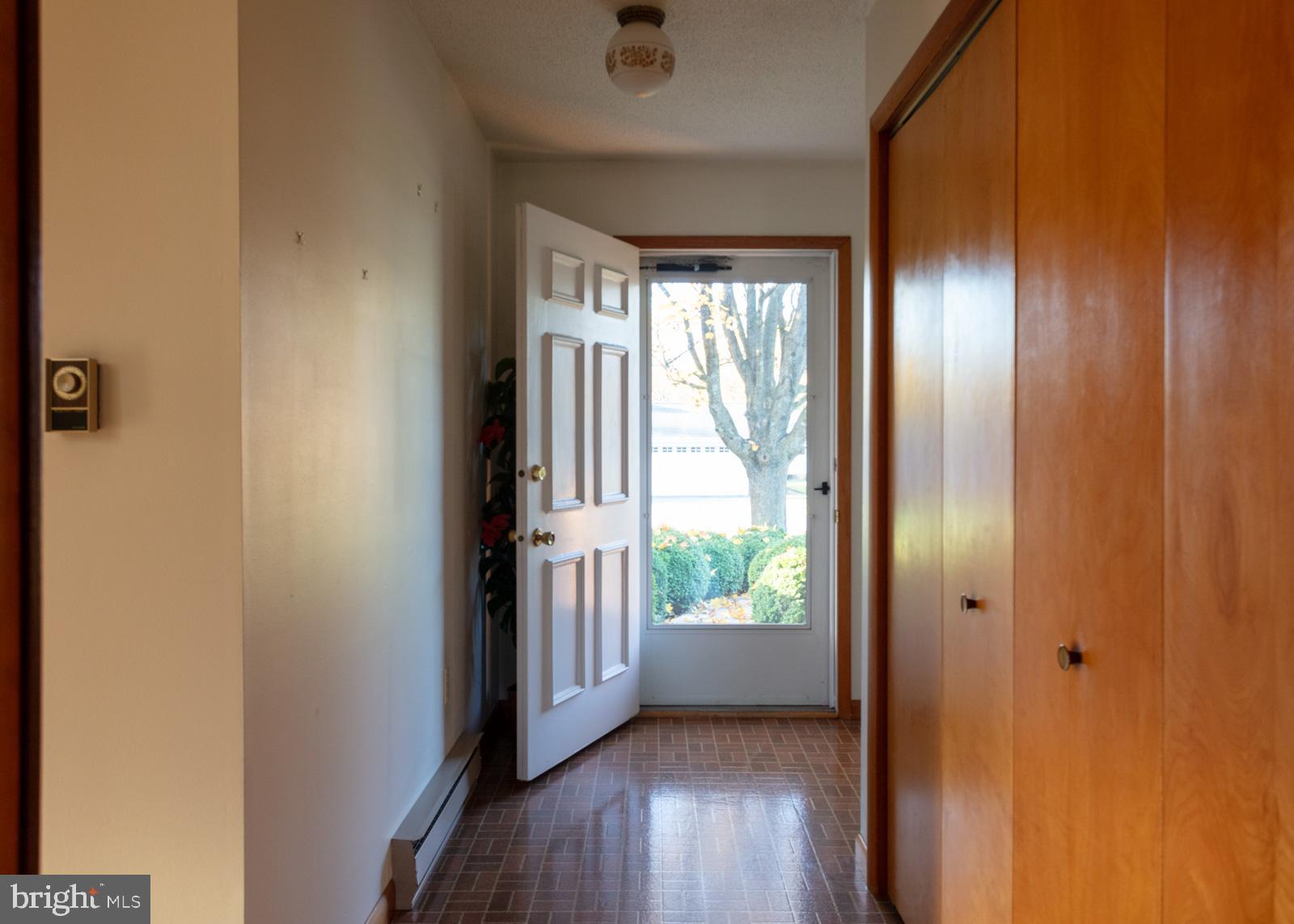 PIKEVIEW ACRES - Residential