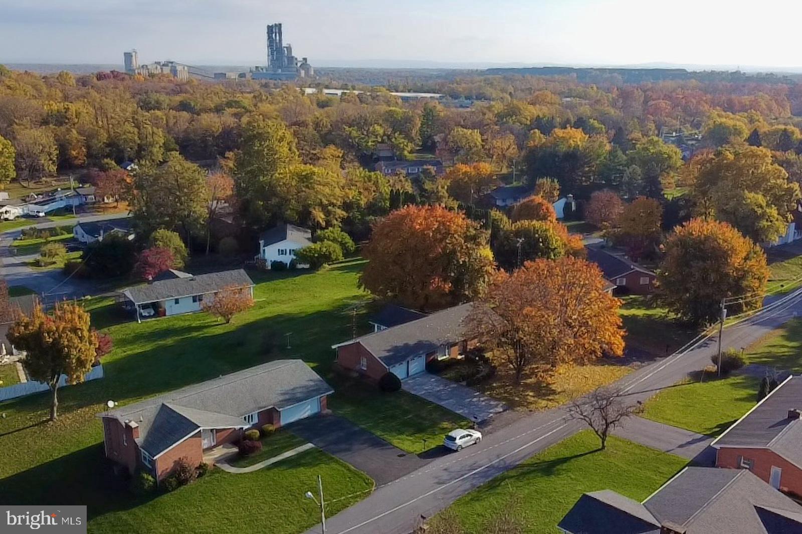 PIKEVIEW ACRES - Residential