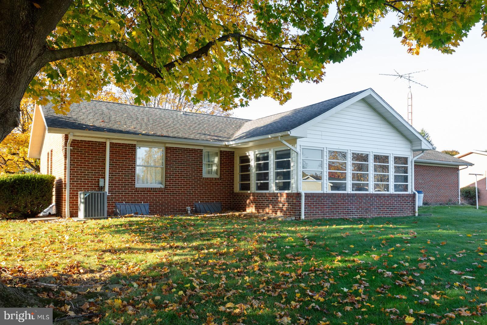 PIKEVIEW ACRES - Residential