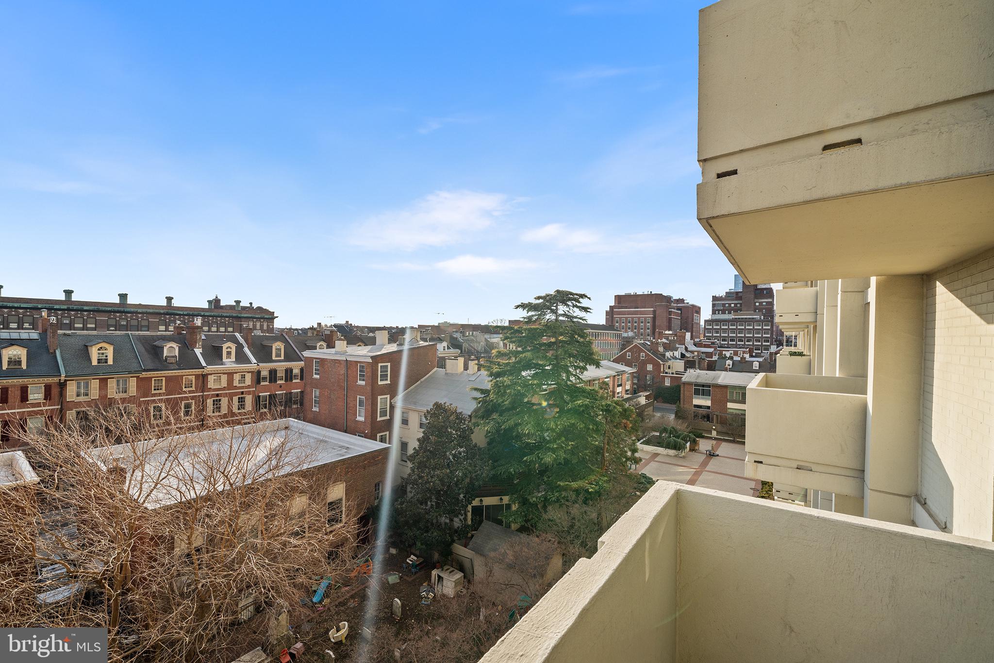 SOCIETY HILL - Residential Lease