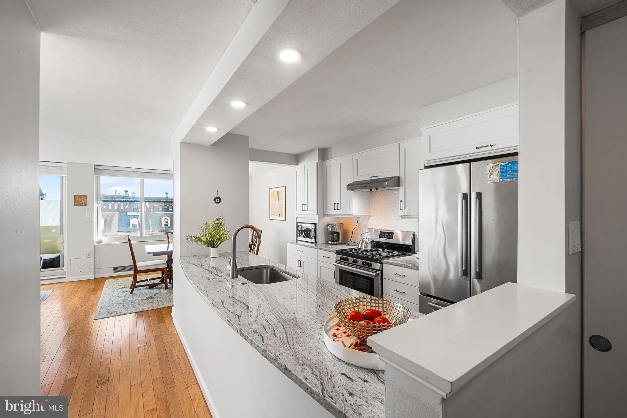 Philadelphia, Pennsylvania 19106, United States, 3 Bedrooms Bedrooms, ,3 BathroomsBathrooms,Residential,Active,5462