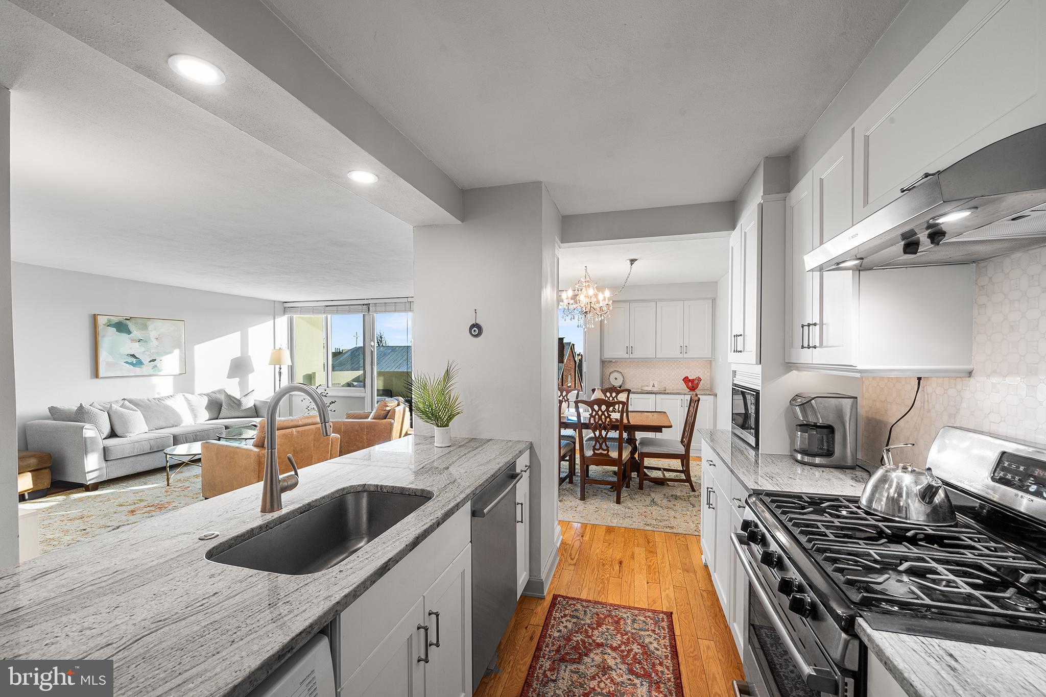 SOCIETY HILL - Residential Lease