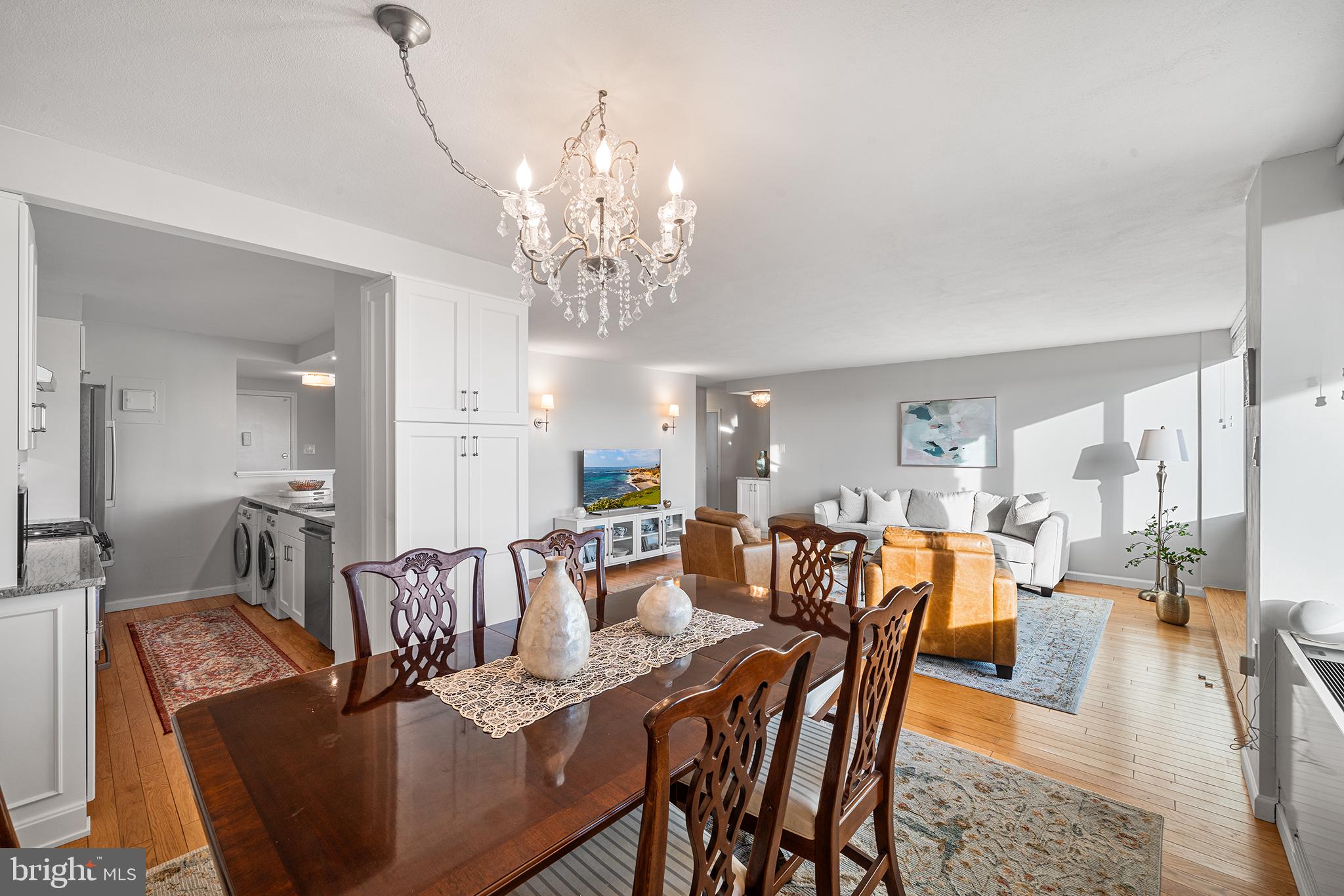 SOCIETY HILL - Residential Lease