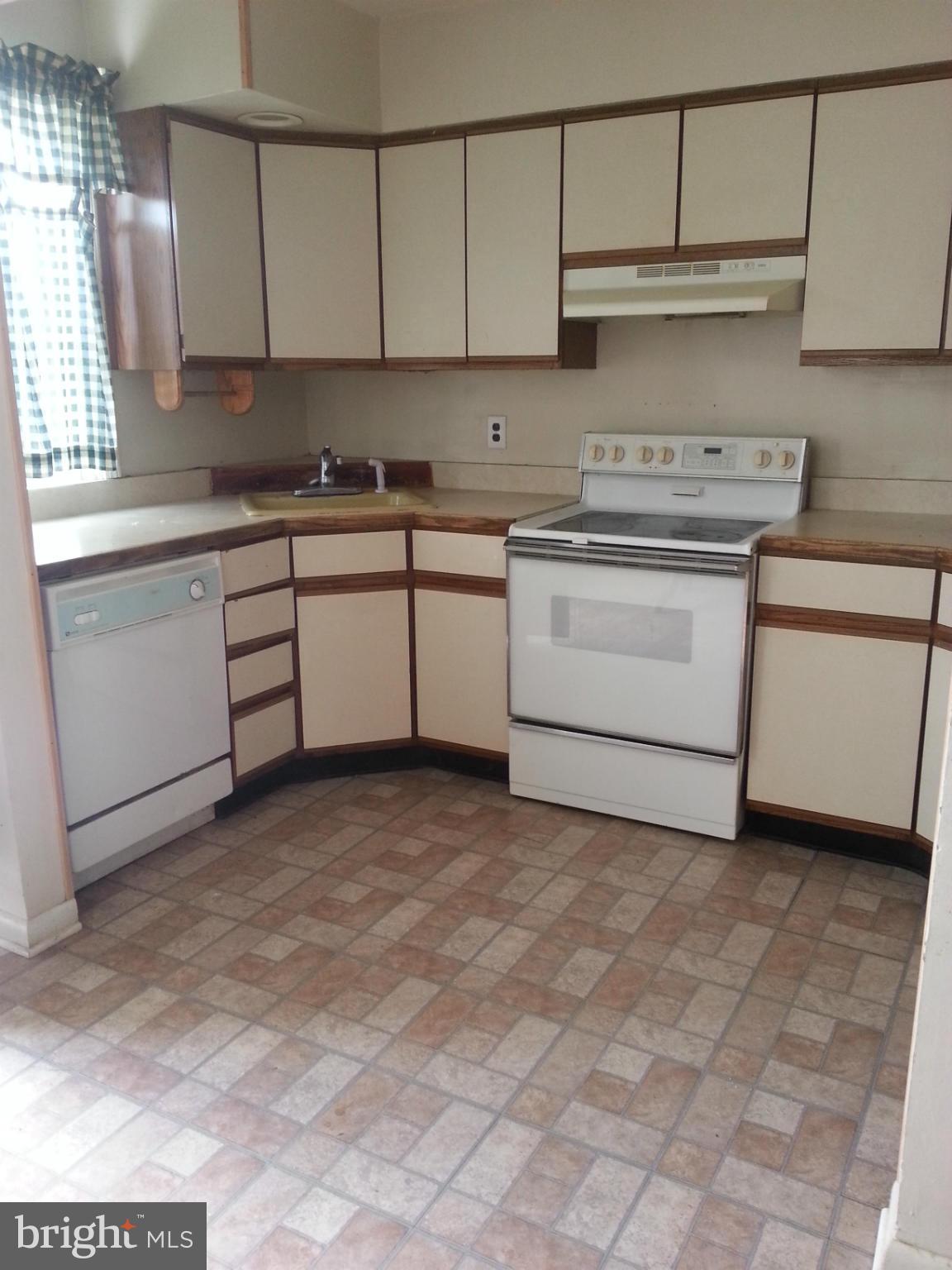 PHILADELPHIA HEIGHTS - Residential