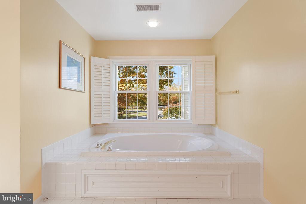 CLOPPERS MILL - Residential