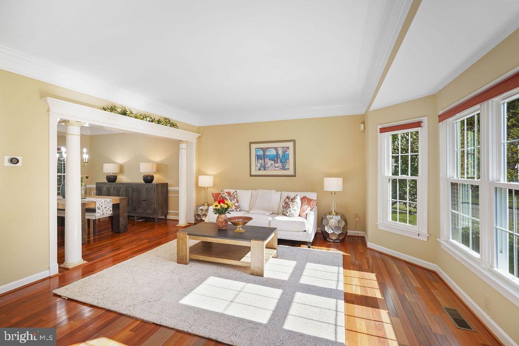 CLOPPERS MILL - Residential