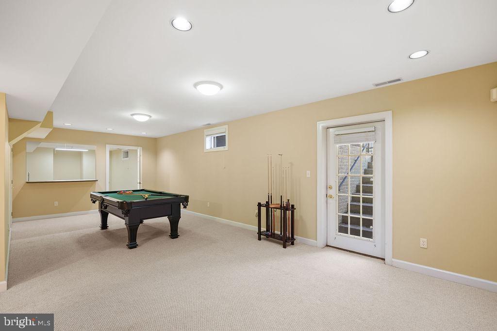 CLOPPERS MILL - Residential