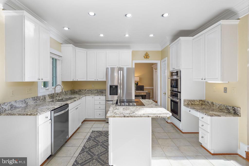 CLOPPERS MILL - Residential