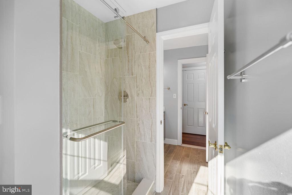 CLOPPERS MILL - Residential