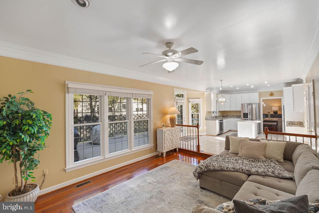 CLOPPERS MILL - Residential