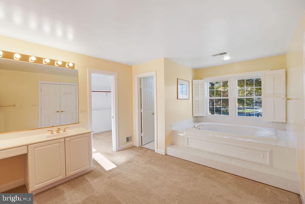 CLOPPERS MILL - Residential