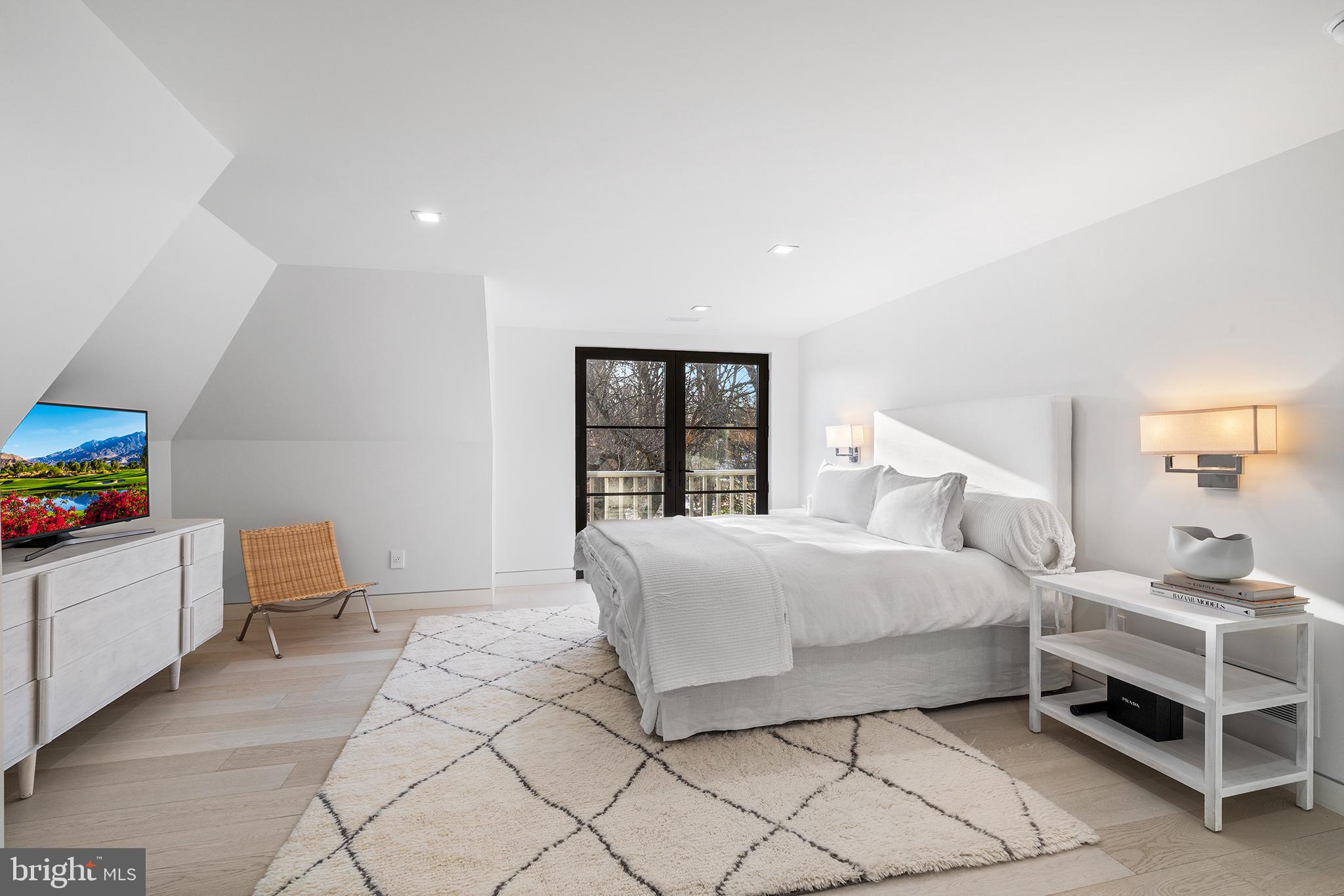 BRYN MAWR - Residential