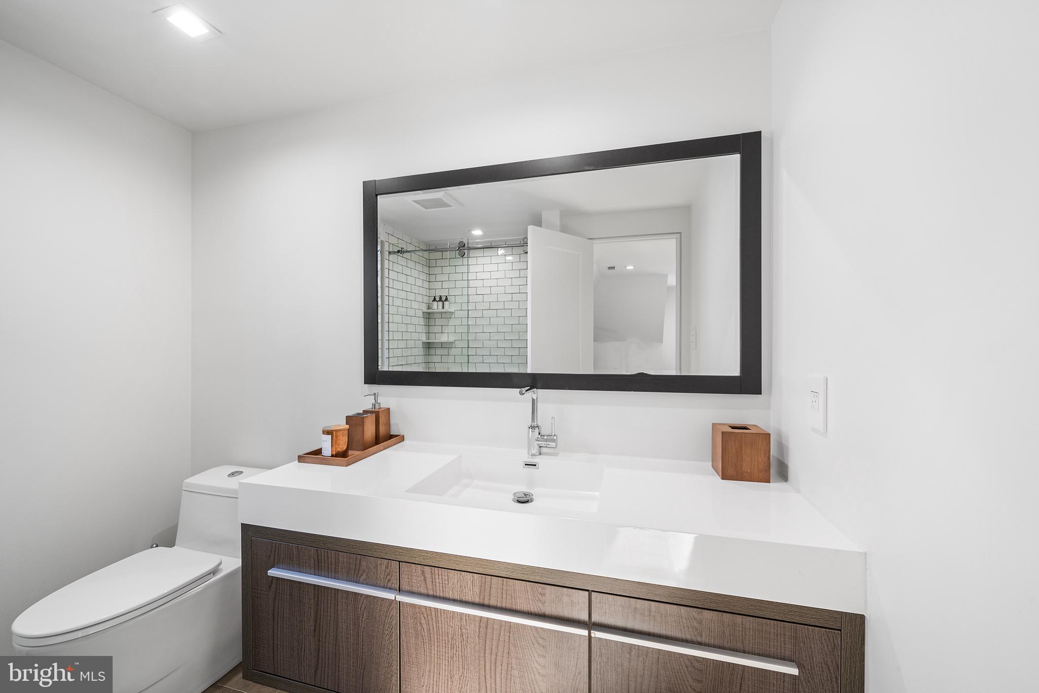 BRYN MAWR - Residential