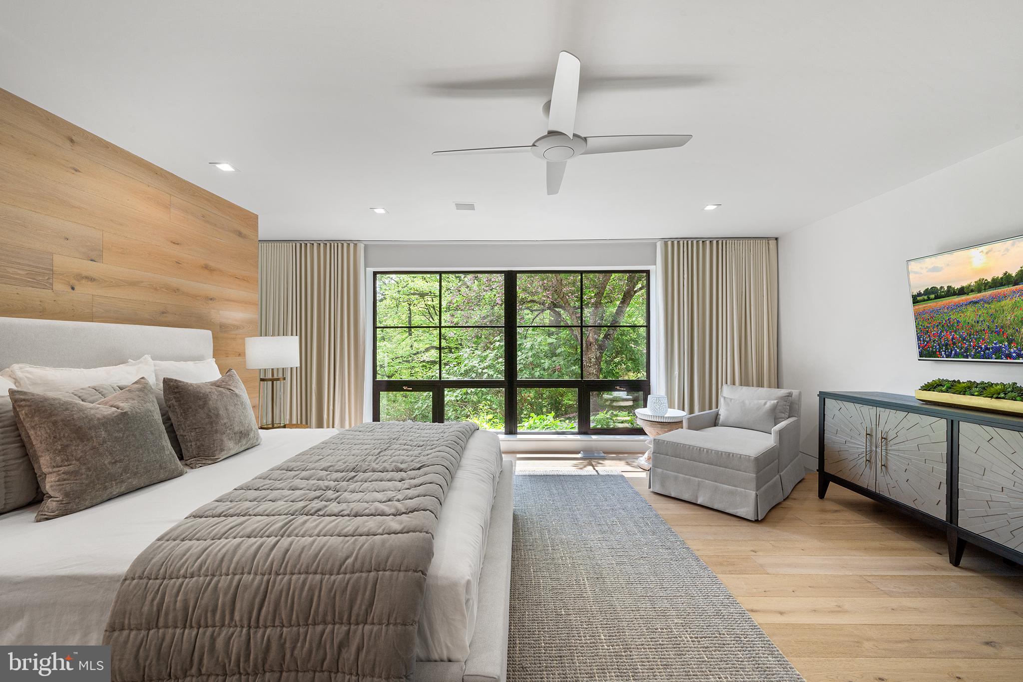 BRYN MAWR - Residential