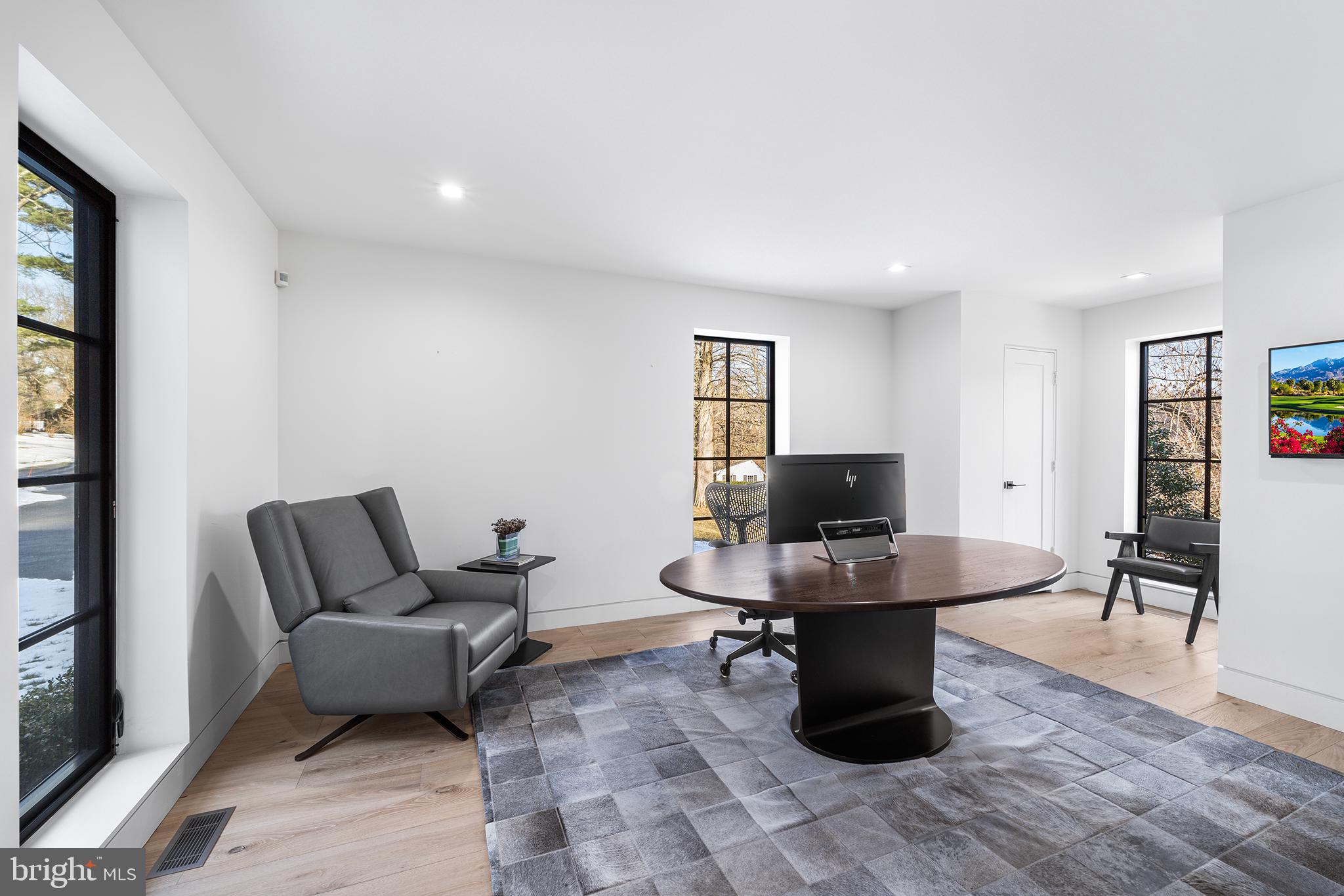 BRYN MAWR - Residential