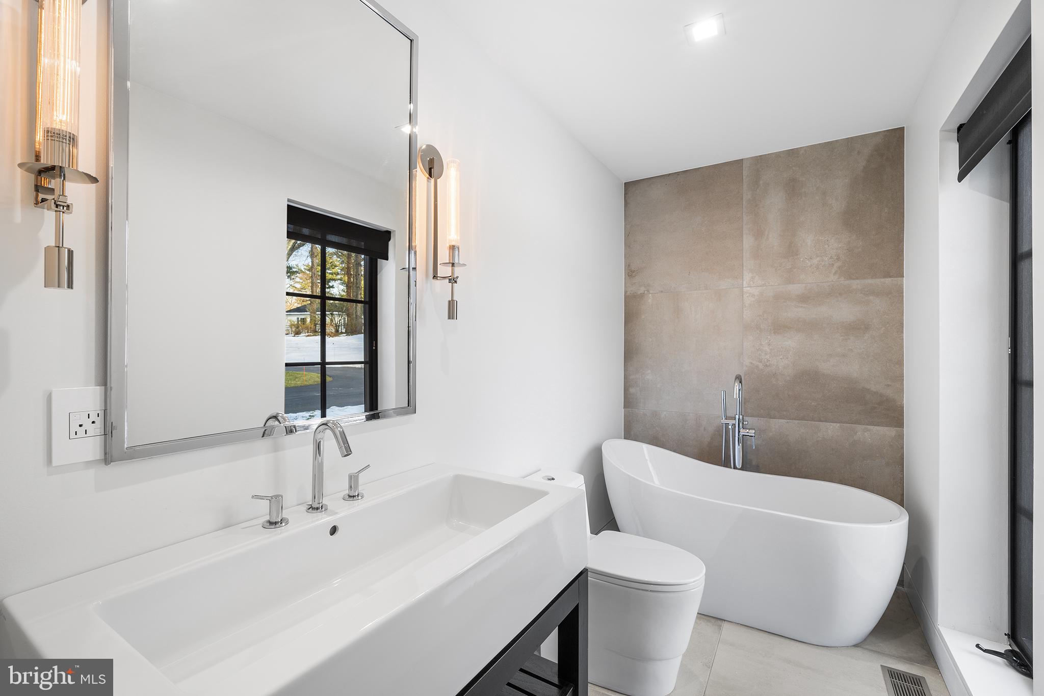 BRYN MAWR - Residential