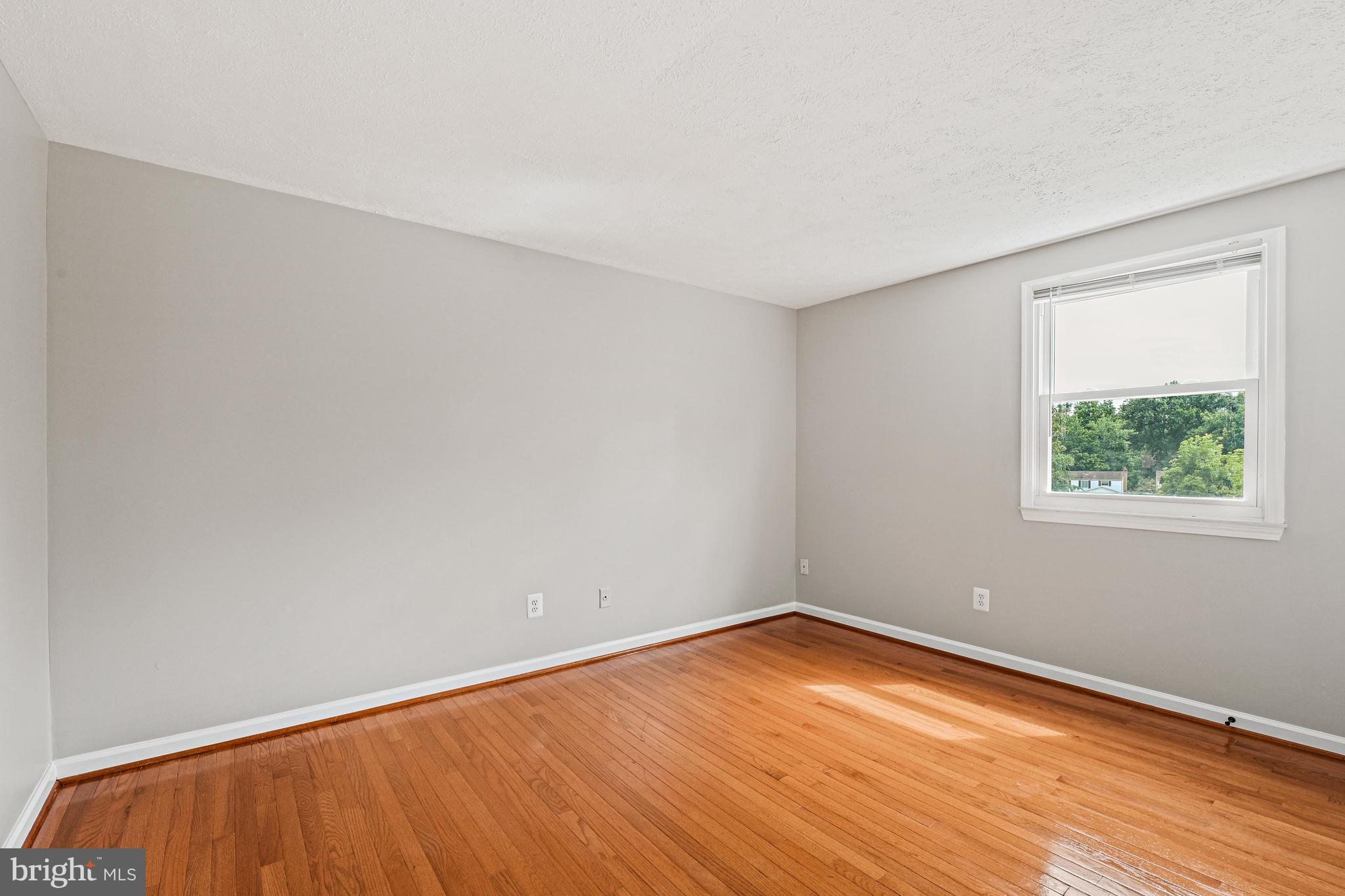 STARLIT PONDS - Residential Lease