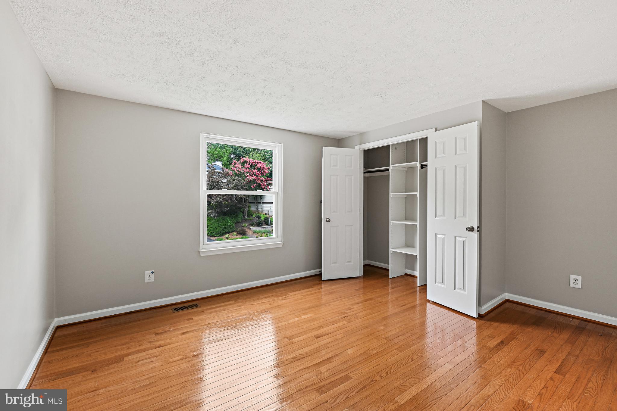 STARLIT PONDS - Residential Lease