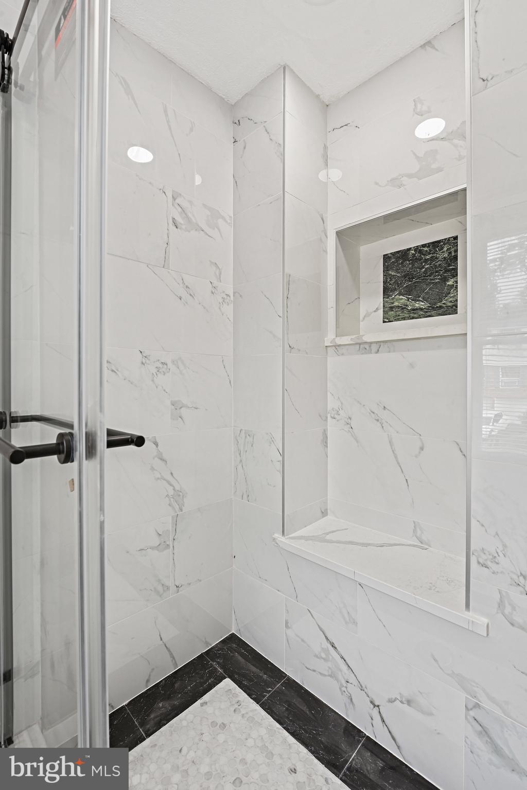 STARLIT PONDS - Residential Lease