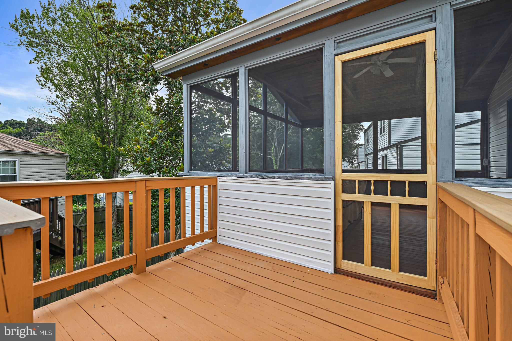 STARLIT PONDS - Residential Lease