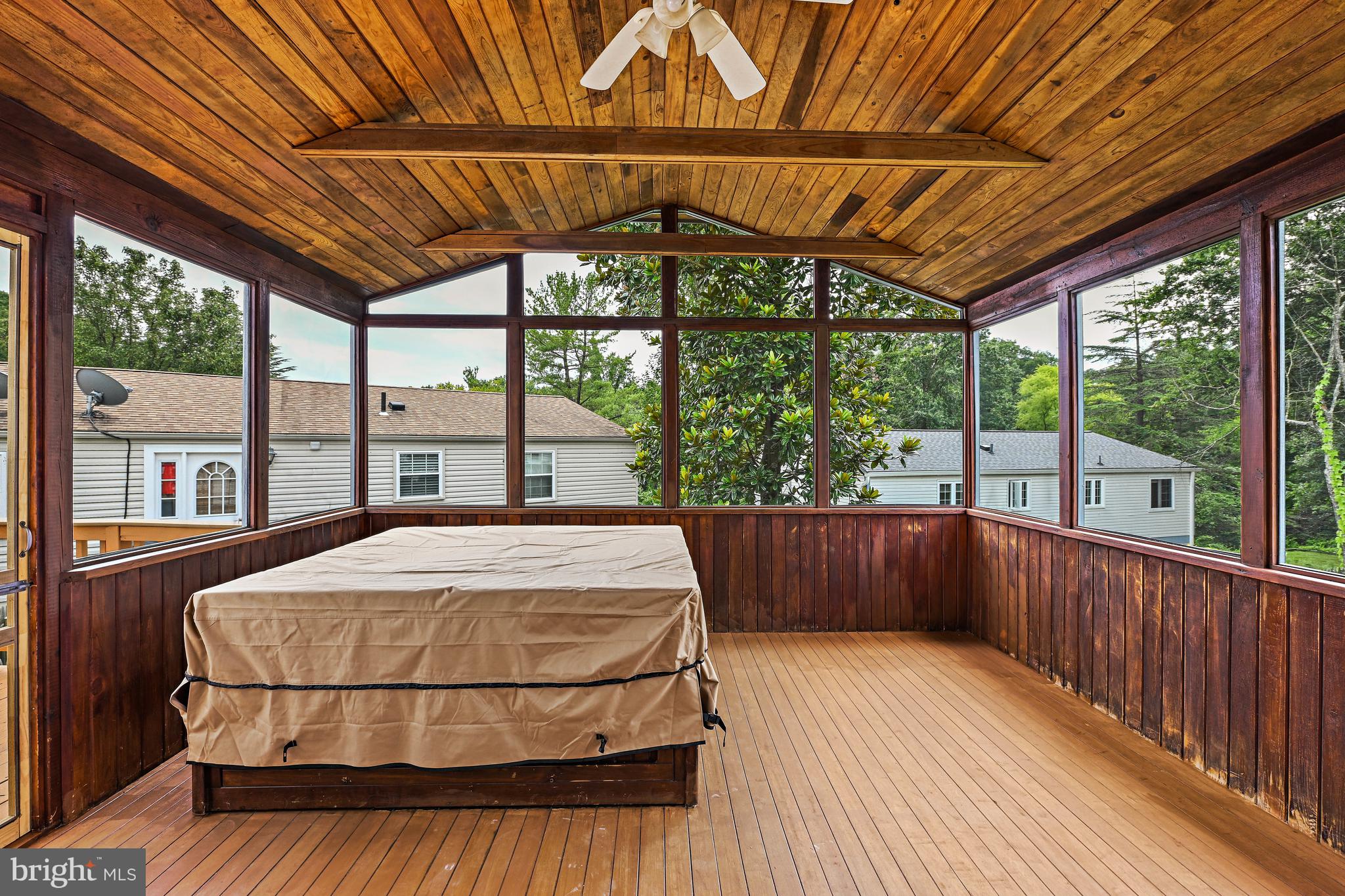 STARLIT PONDS - Residential Lease