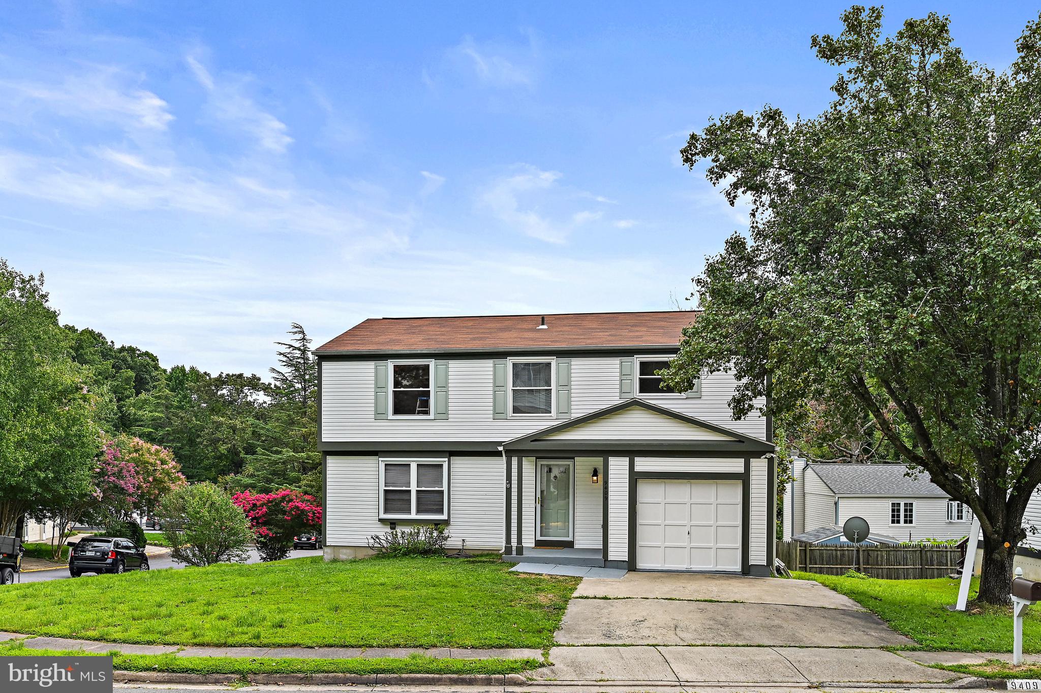 STARLIT PONDS - Residential Lease