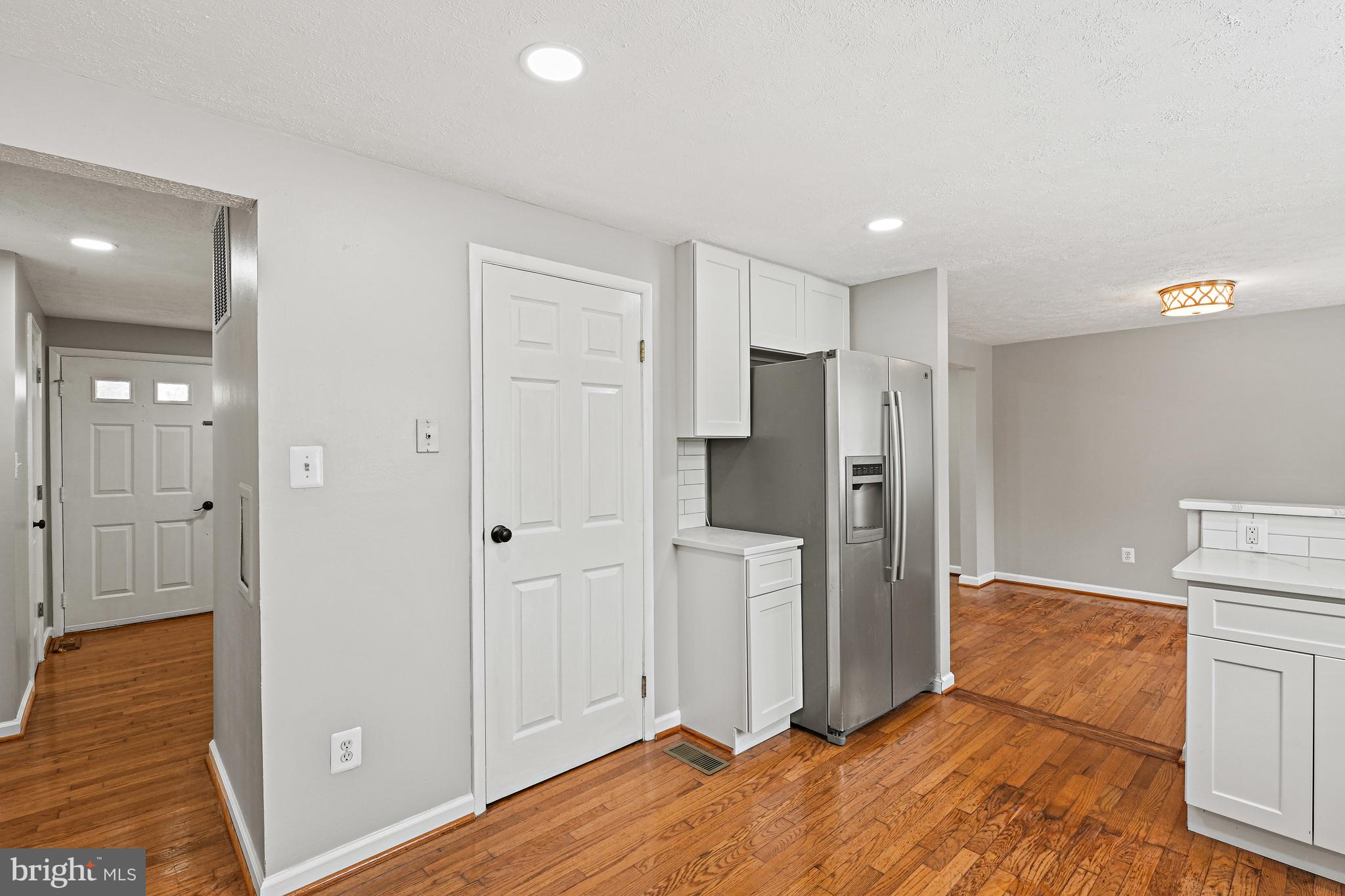 STARLIT PONDS - Residential Lease