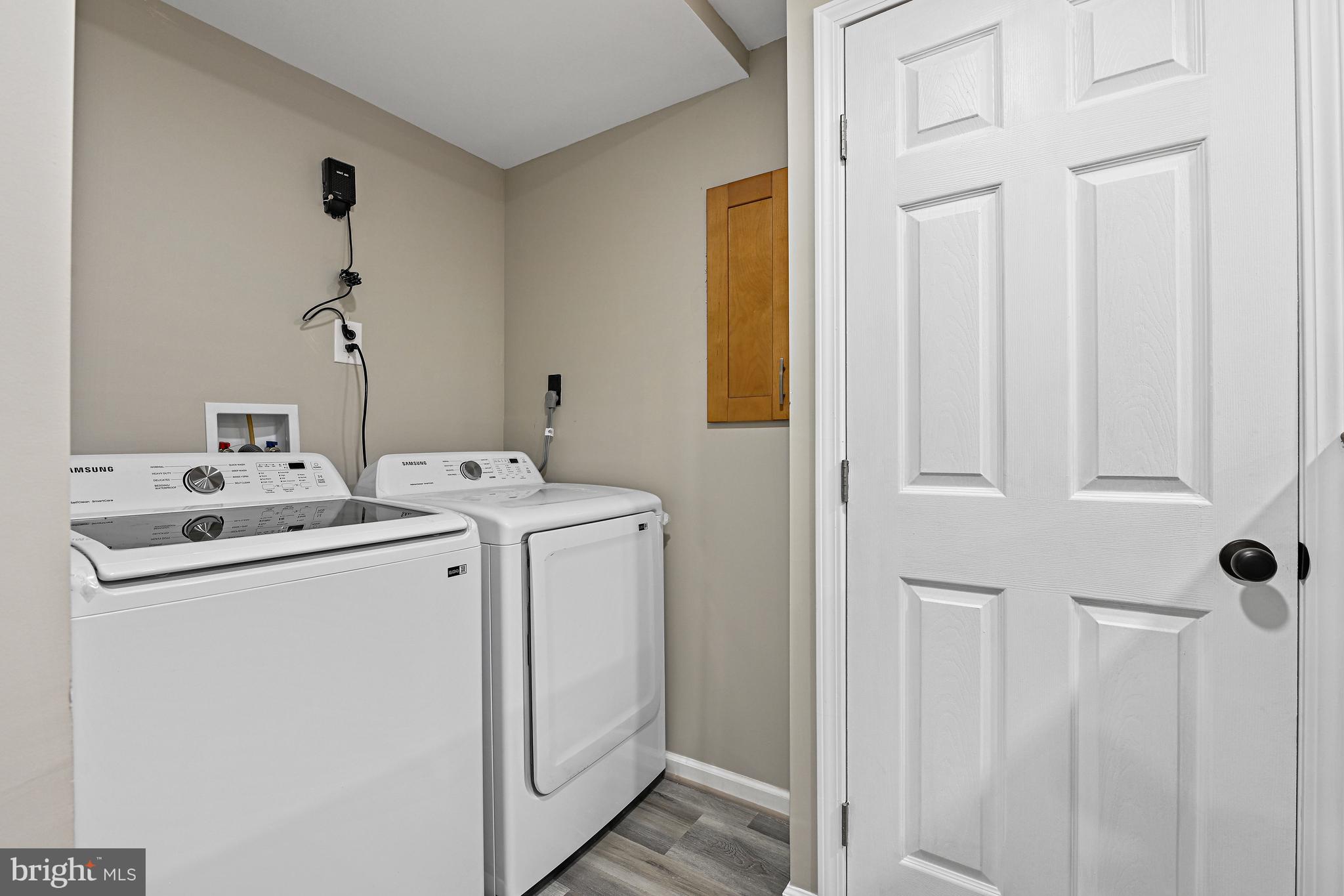 STARLIT PONDS - Residential Lease