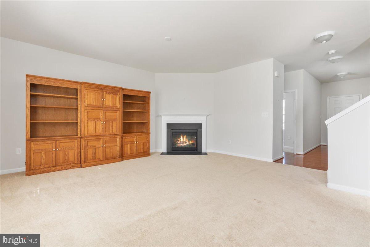 MEADOWS EDGE - Residential