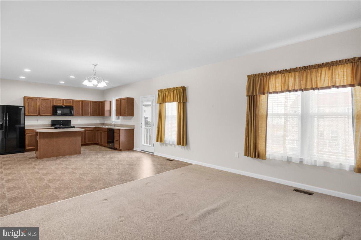 MEADOWS EDGE - Residential