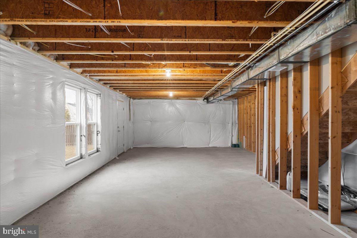 MEADOWS EDGE - Residential