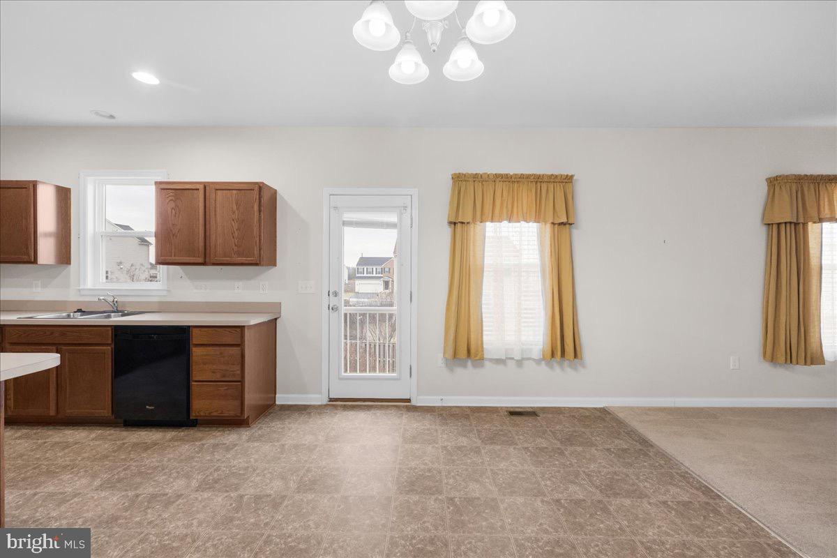 MEADOWS EDGE - Residential