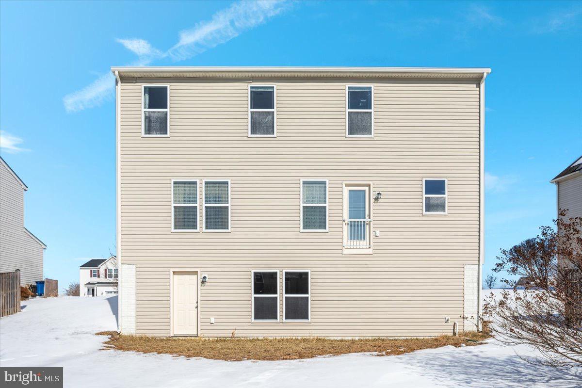 MEADOWS EDGE - Residential