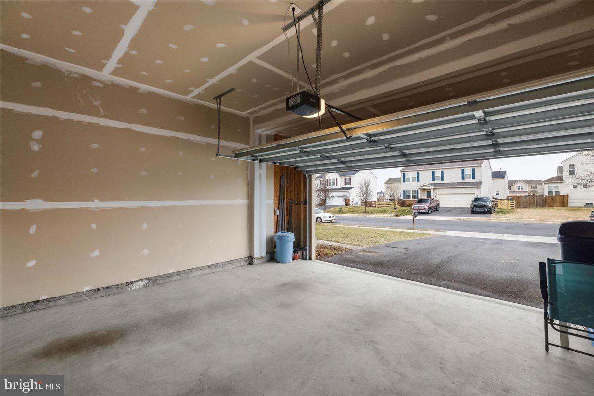 MEADOWS EDGE - Residential