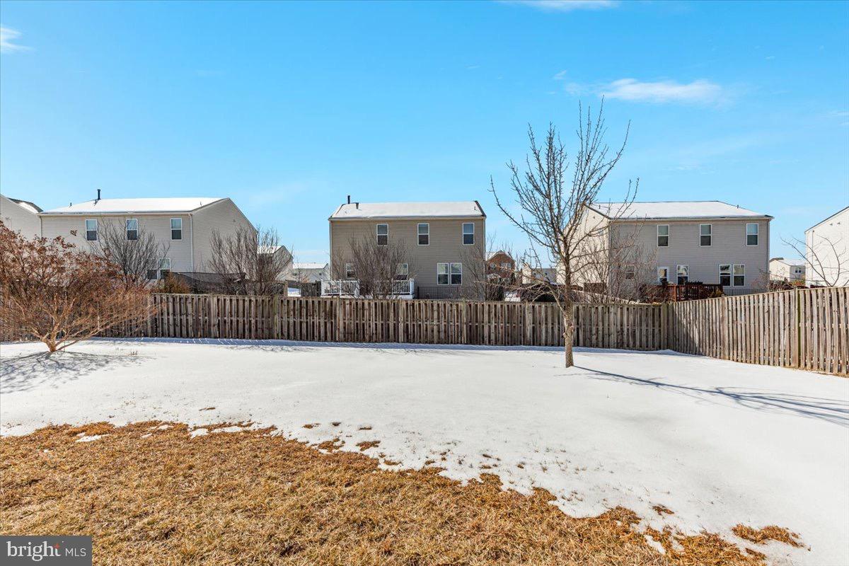 MEADOWS EDGE - Residential