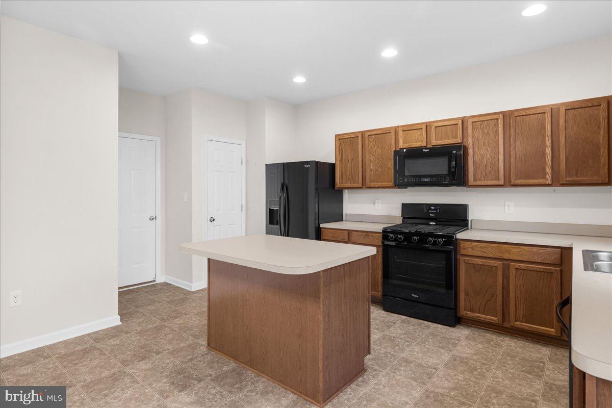 556 GARDEN GATE DRIVE