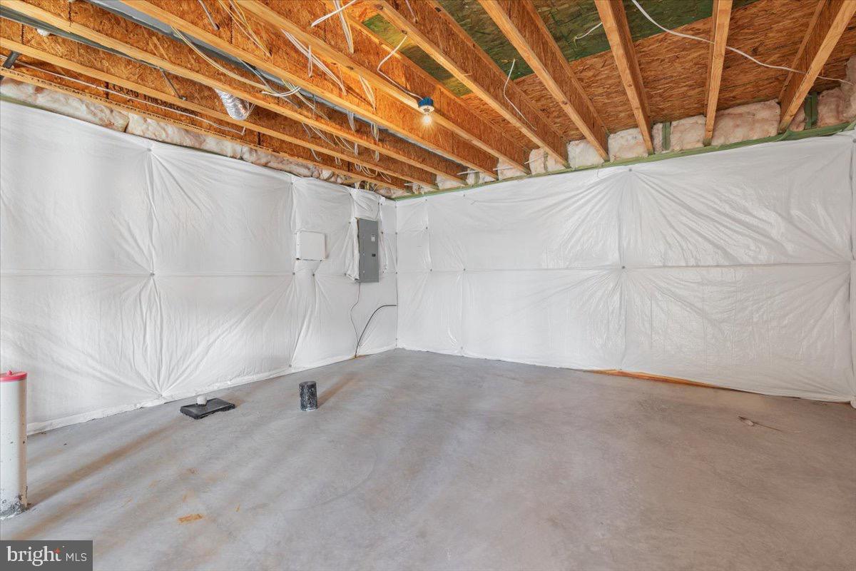 MEADOWS EDGE - Residential