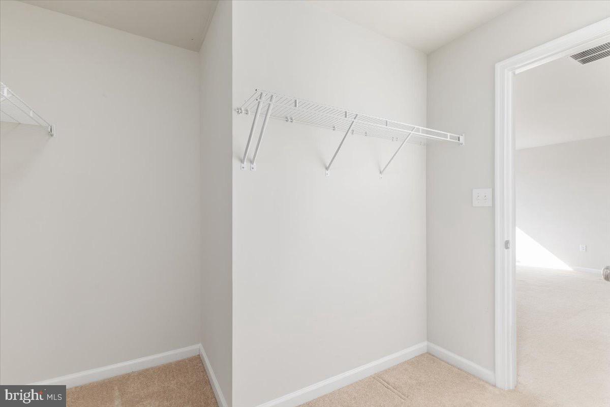 MEADOWS EDGE - Residential